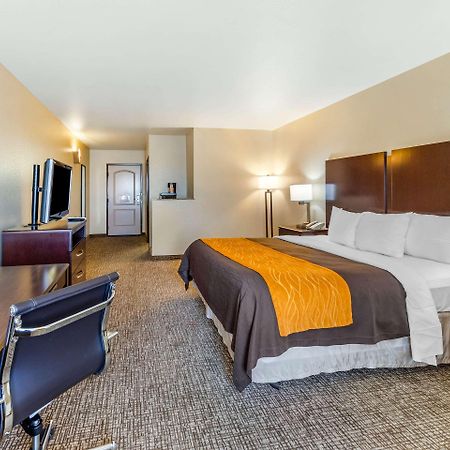 Comfort Inn & Suites Colton Exteriör bild