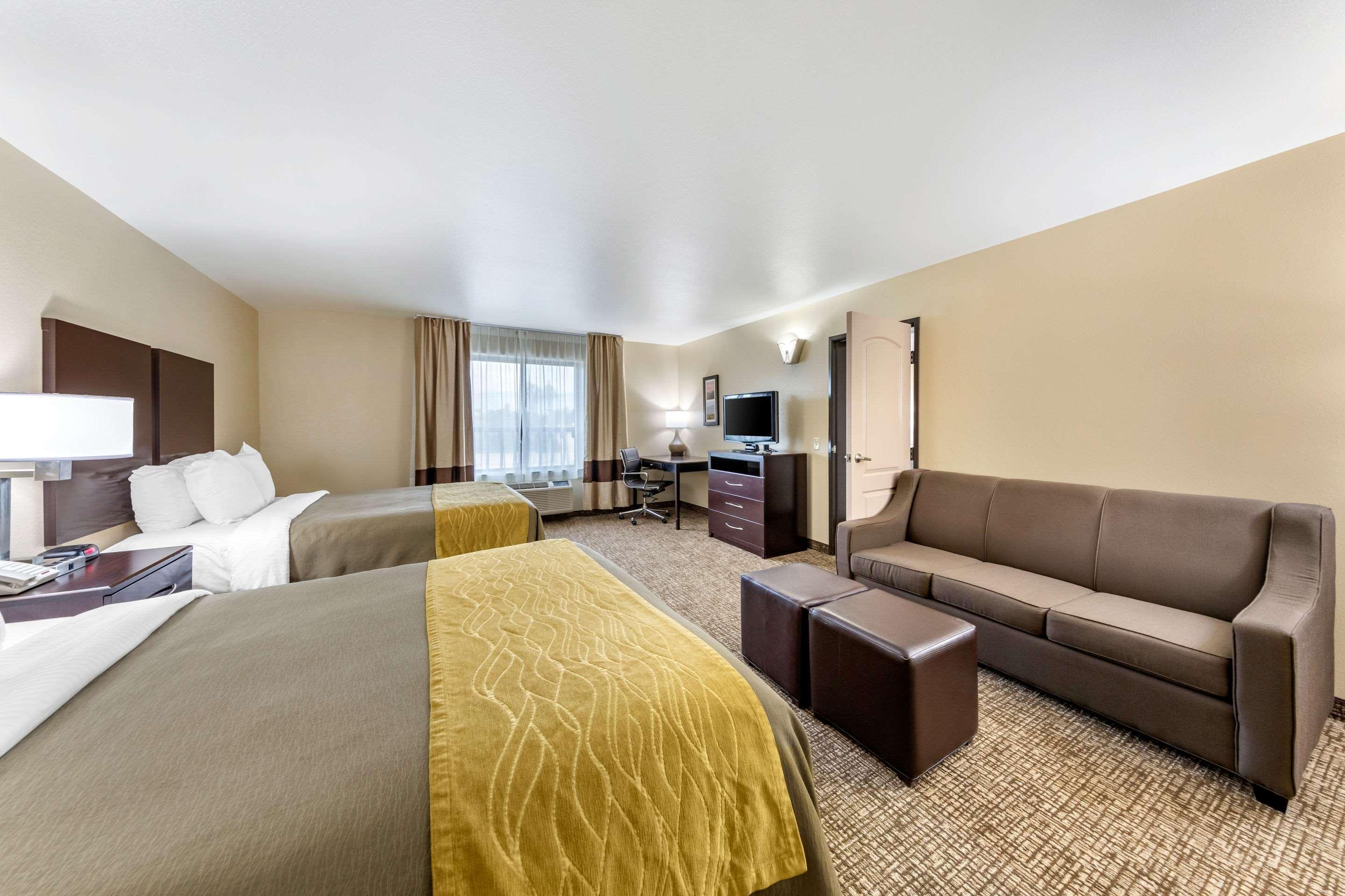 Comfort Inn & Suites Colton Exteriör bild